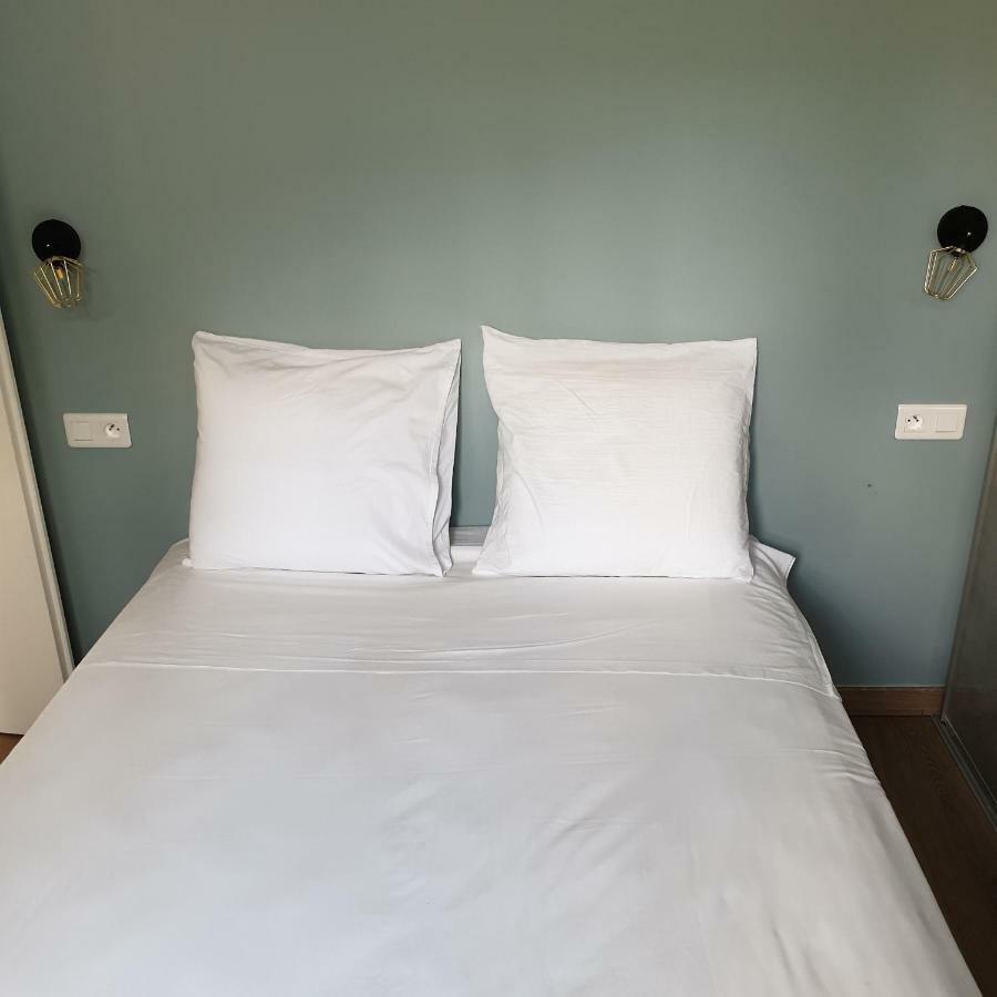O'Sullivans Bar And Hotel Mandelieu Zewnętrze zdjęcie